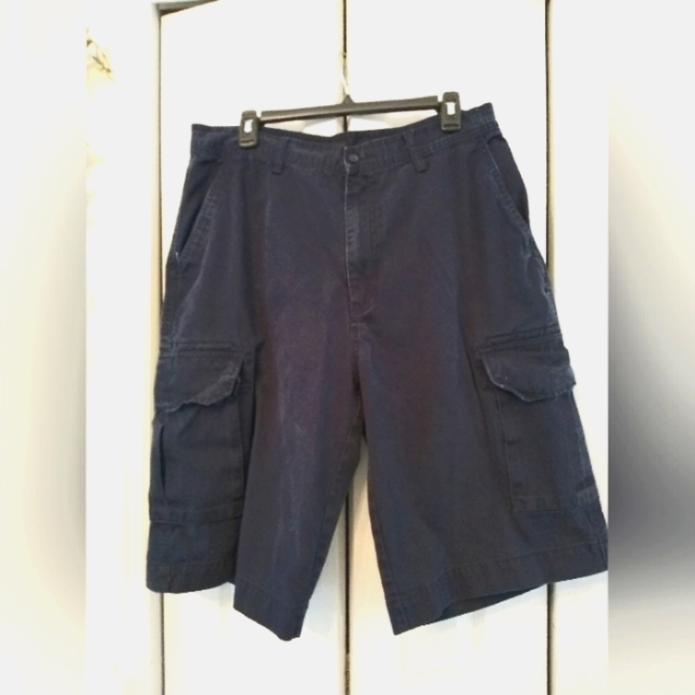 Men's PWT Cargo shorts Size 36